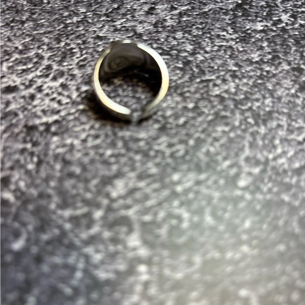 Silver and Black 8 Ball Ring - Picture 4 of 5